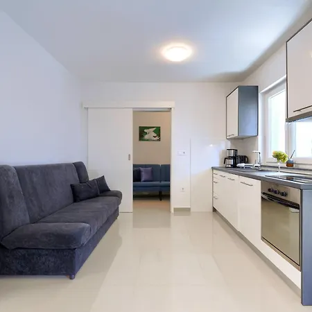 Apartment Amra-5 By Interhome *