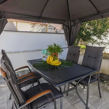 Amra-5 By Interhome Porec