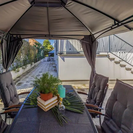 Amra-5 By Interhome Porec