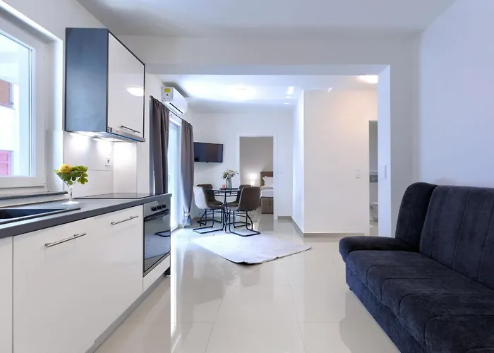 Amra 5 By Interhome * 포레치