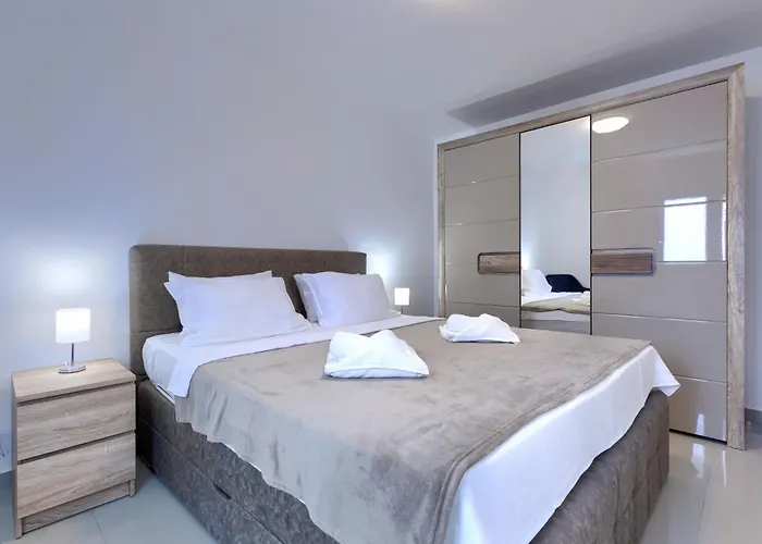 Amra 5 By Interhome * 포레치